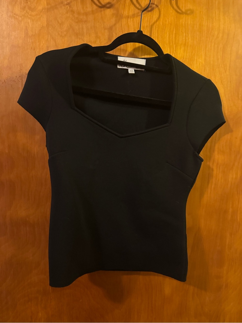 dh NEW YORK Black Short Sleeve V-Neck Fitted Top